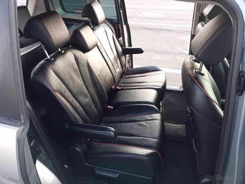 Mazda 5 2,0   DISI 7MÍST TEMPOM - foto 19
