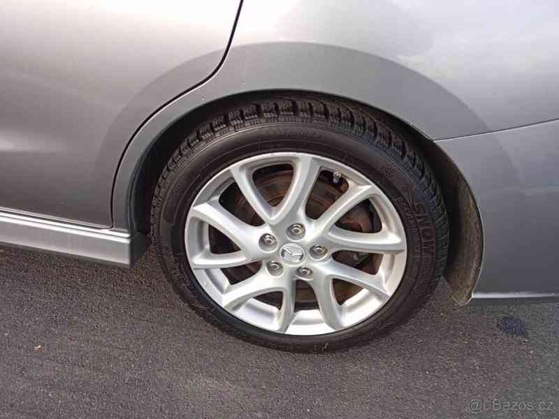 Mazda 5 2,0   DISI 7MÍST TEMPOM - foto 7