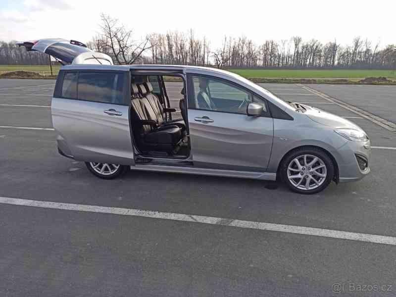 Mazda 5 2,0   DISI 7MÍST TEMPOM - foto 17