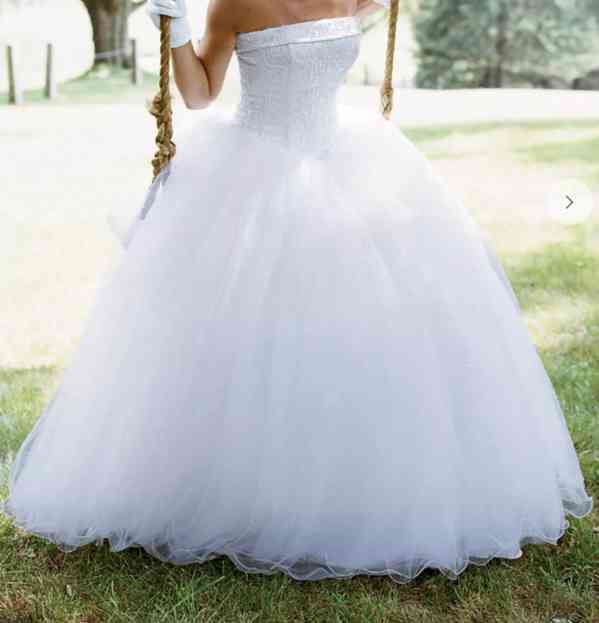 prodam zanovni svatebni saty