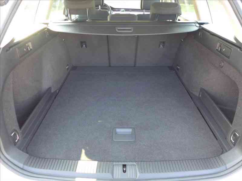 Volkswagen Passat 2,0 TDI FULL LED NAVI APP DPH - foto 8