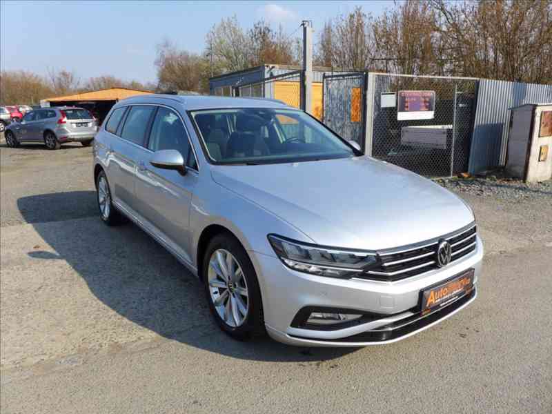 Volkswagen Passat 2,0 TDI FULL LED NAVI APP DPH - foto 2