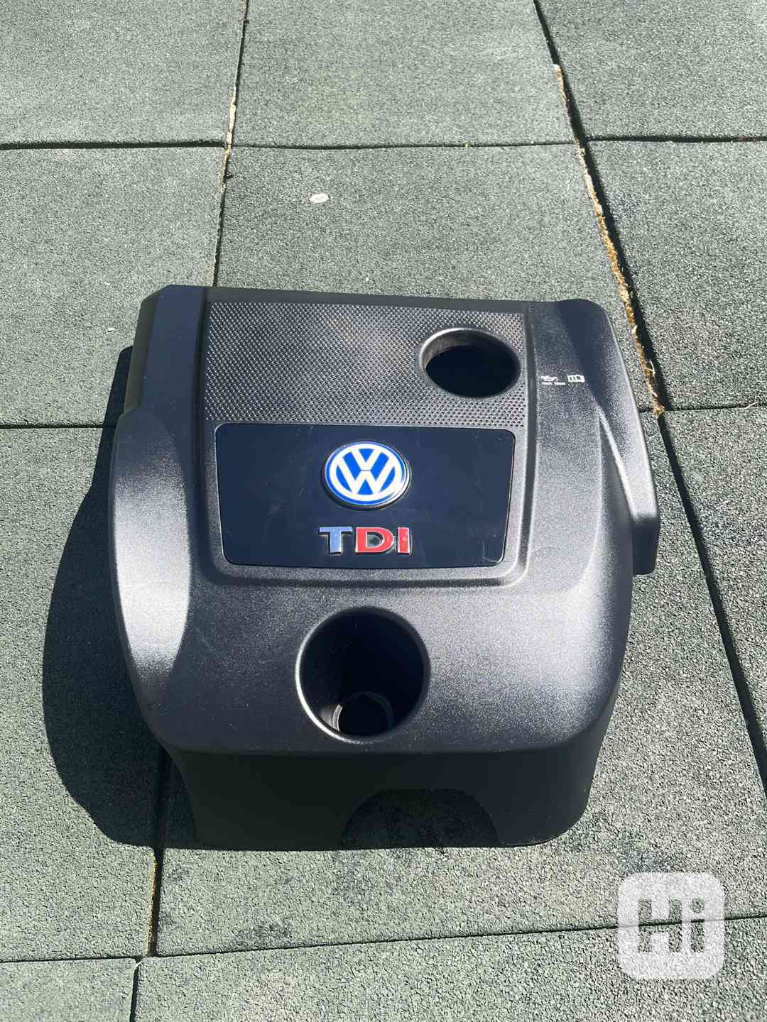 Pěkný horní kryt motoru VOLKSWAGEN - foto 1