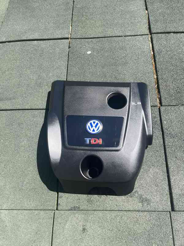 Pěkný horní kryt motoru VOLKSWAGEN - foto 4