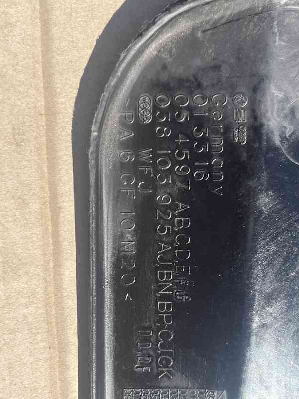 Pěkný horní kryt motoru VOLKSWAGEN - foto 3