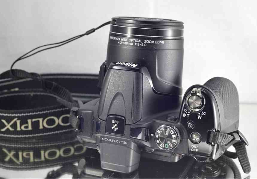 Nikon CoolPix P520 CMOS*42x ZOOM*Full HDV*GPS*BAG - foto 6