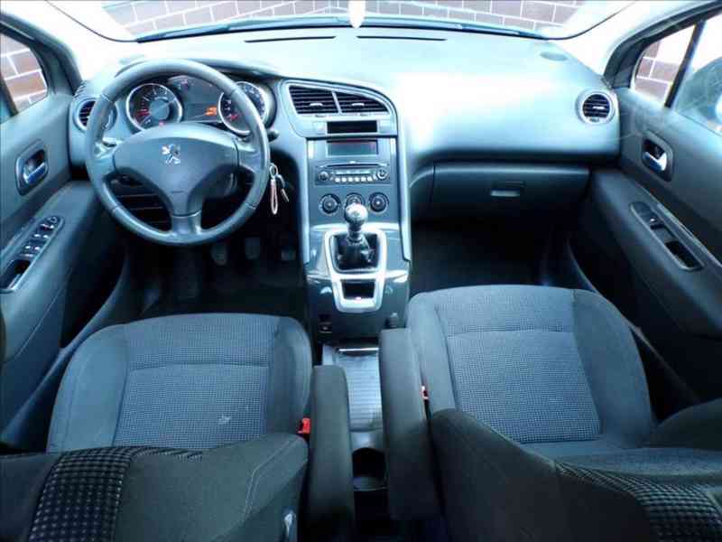 Peugeot 5008 1,6 i Turbo TAŽNÉ ZAŘÍZENÍ - foto 5