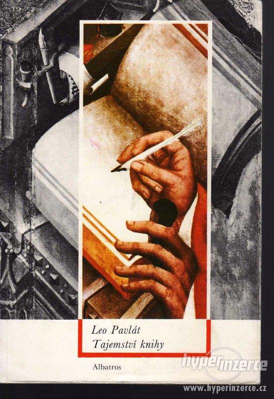 Tajemství knihy  Leo Pavlát - 1.vydání - 1982 - foto 1