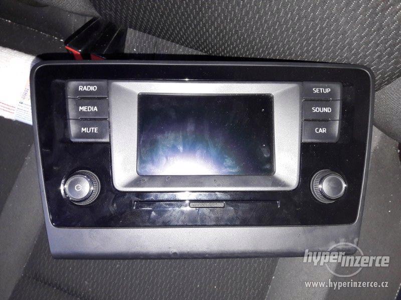 Autoradio swing pro Škoda rapid - bazar - Hyperinzerce.cz