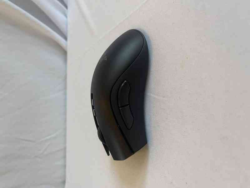 Razer DeathAdder V2 Pro bezdrátová herní myš - foto 3