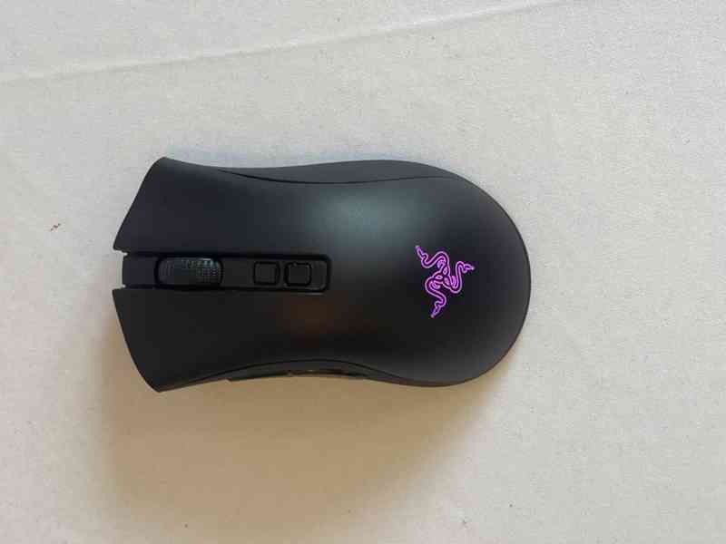 Razer DeathAdder V2 Pro bezdrátová herní myš - foto 2