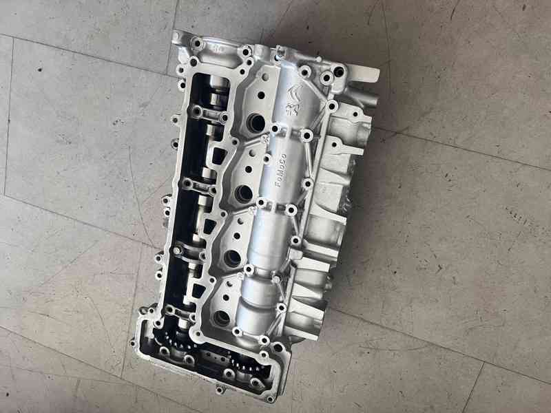 Repasovaná hlava Ford, Peugeot, Citroen 2.0 HDi - foto 2