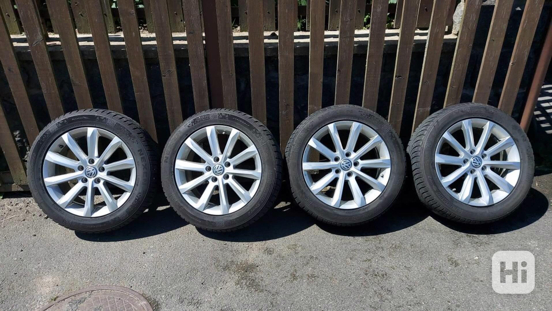 Originální VW 17“ sada disků se zimními pneumatikami  - foto 1