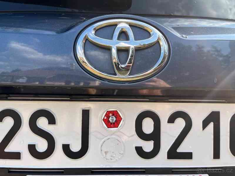 Toyota RAV4 2,2 D4D 110kW - foto 5