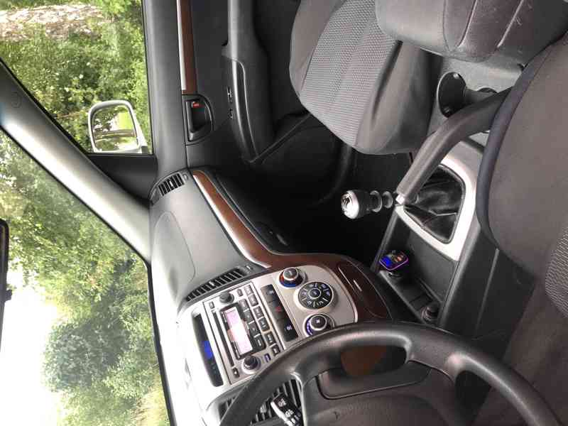 Hyundai Santa Fe - foto 4