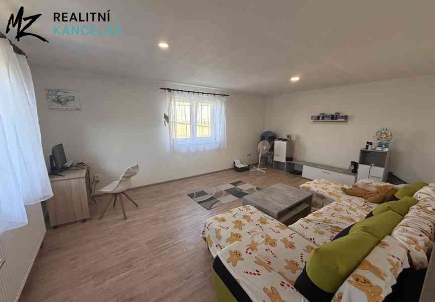 Pronájem rodinného domu 260 m², pozemek 502 m² - foto 18