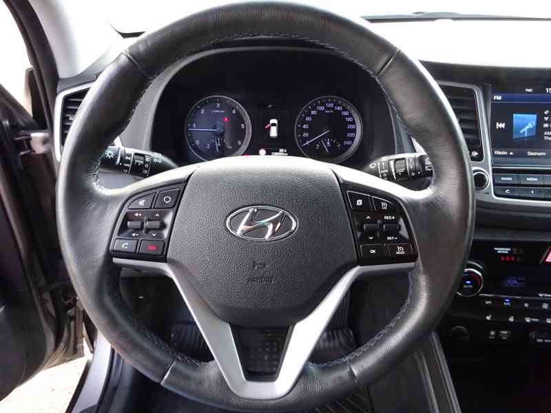 Hyundai Tucson 2.0 CRDI r.v.2017 1.Majserv.knížDPH - foto 11