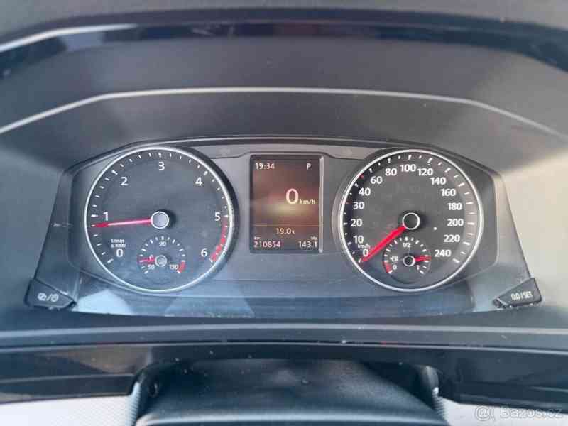 Volkswagen Multivan 2,0   TDI 146 kW Highline DSG - foto 8