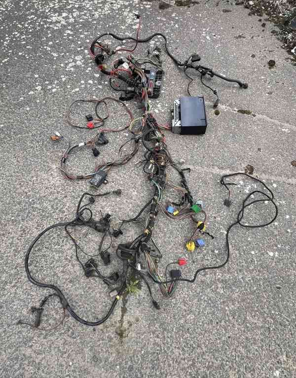Elektrické stahovačky oken FELICIA, celá sada - foto 2