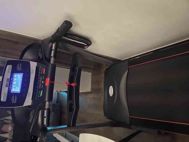 Běžecký pás inSPORTline Gilavar  - foto 2