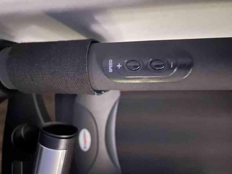 Běžecký pás inSPORTline Gilavar  - foto 5