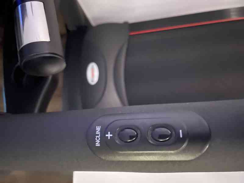 Běžecký pás inSPORTline Gilavar  - foto 6