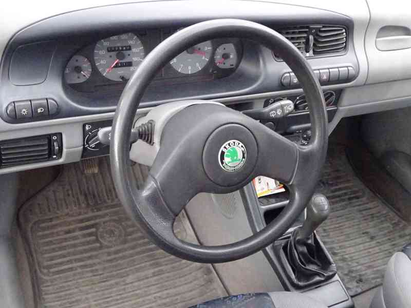 Škoda Felicia 1.3i r.v.1999 1.MAJITEL stk:10/2025 - foto 5