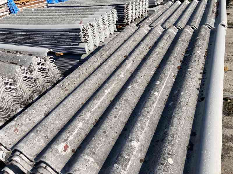 Střešní krytina - plast/beton - foto 2