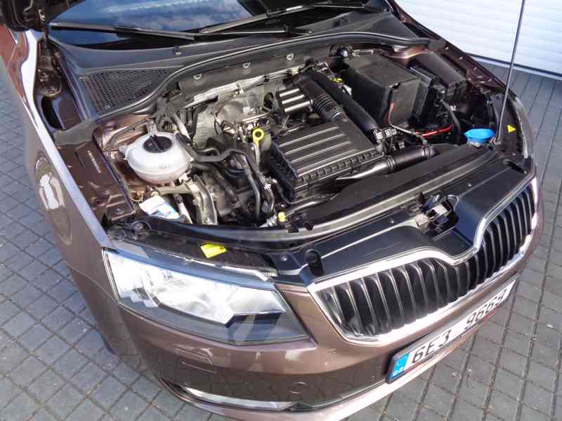 ŠKODA Octavia 1.4 TSi Elegance - Combi. - foto 6
