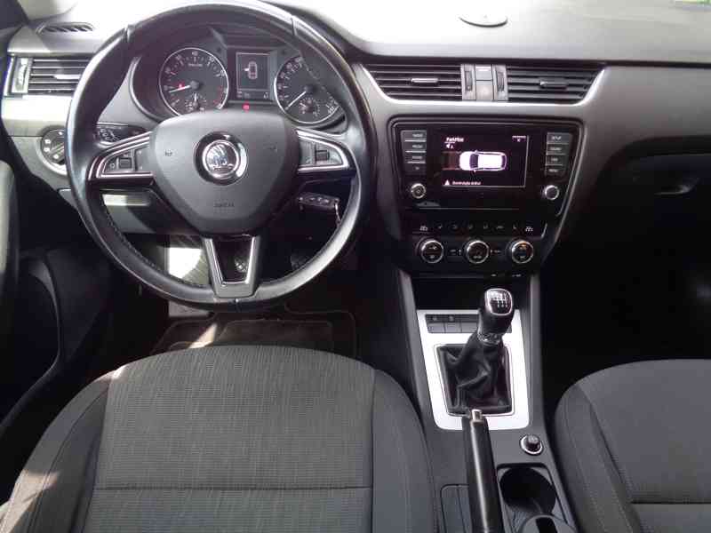 ŠKODA Octavia 1.4 TSi Elegance - Combi. - foto 10