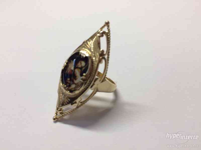 Zlatý prsten, váha 7,47g, velikost 56. - foto 2