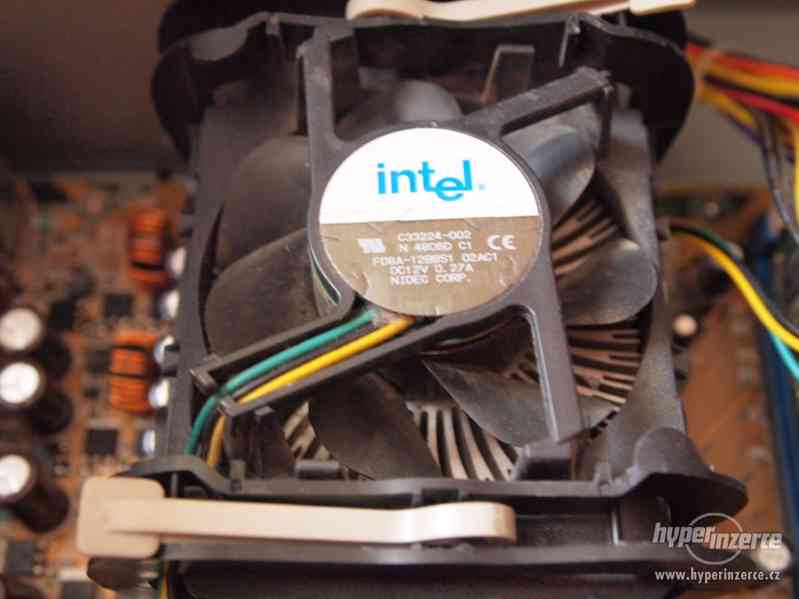 Prodám nefunkční PC Pentium 4 ve skříni 415x170x460 (VxŠxH) - foto 14