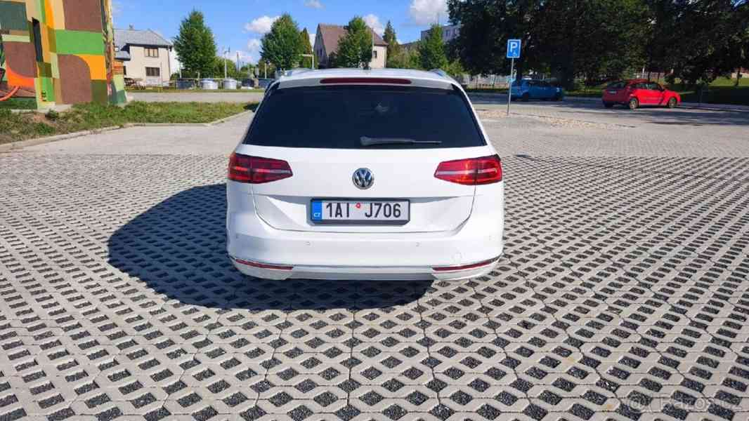 Volkswagen Passat 2,0   B8 Highline - foto 2