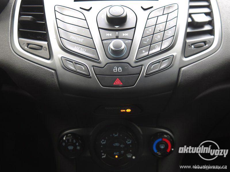 Ford Fiesta 1.0, benzín, RV 2014 - foto 3
