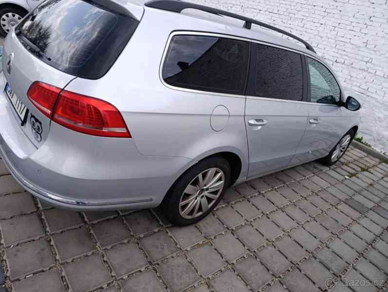 Volkswagen Passat 2,0   B7 - foto 10