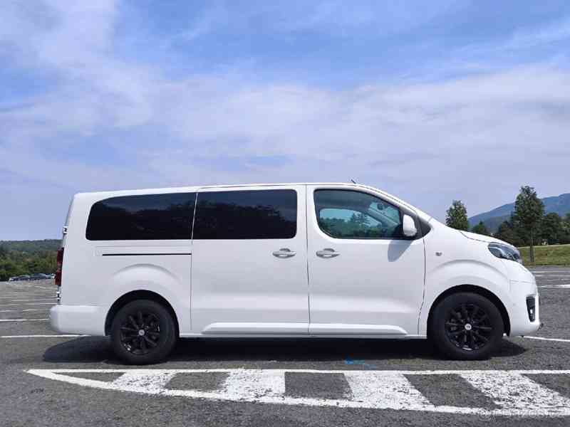 Toyota ProAce Verso 2,0   L2 2020r.v najeto:100 000 - foto 4