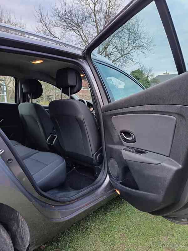 Renault Mégane 1,6 - foto 12