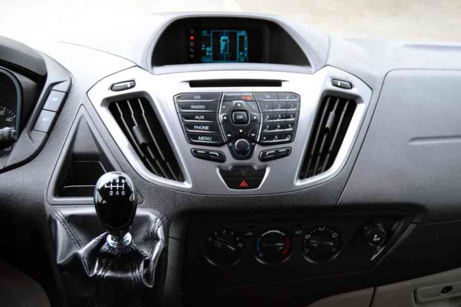 Ford Transit 2.2 TDCI 300 L1 Tourneo Custom 9 míst - foto 7