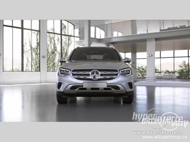 Mercedes-Benz GLC 400d 4MATIC 2.9, nafta, automat, rok 2019, navigace - foto 4