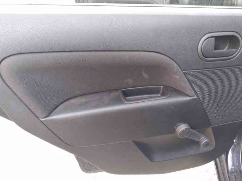 FORD FIESTA 1.3 8V AMBIENTE ČR,AC,SERVISKA - foto 25