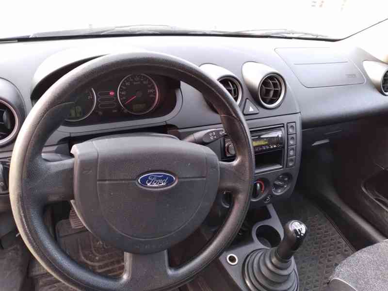 FORD FIESTA 1.3 8V AMBIENTE ČR,AC,SERVISKA - foto 13