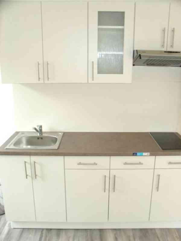 Pronájem bytu 1+kk, 31 m2, Benešov u Prahy - foto 7