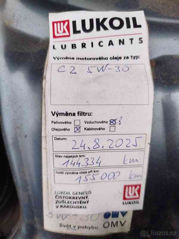 Mazda 3 2,0 - foto 11