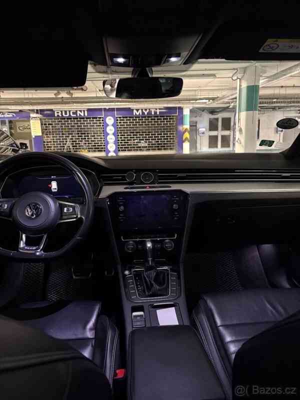 Volkswagen Passat 2,0 B8 - foto 11