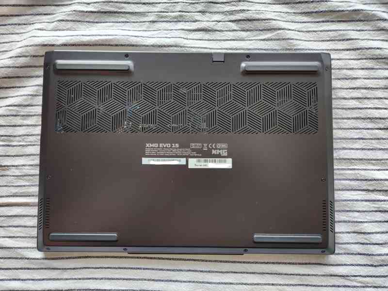 Prodám notebook XMG EVO 15 (M24) AMD Ryzen 7 - Win 11 Pro - foto 15