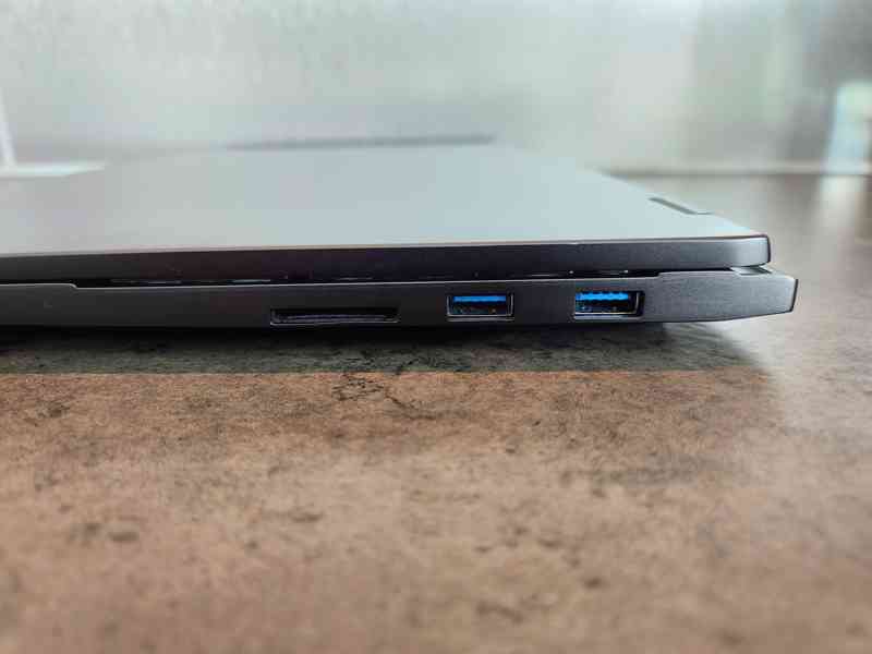 Prodám notebook XMG EVO 15 (M24) AMD Ryzen 7 - Win 11 Pro - foto 10