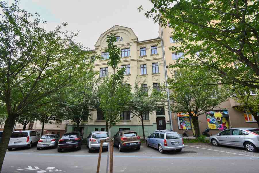Prodej bytu 3+1, Brno Veveří, Čápkova, včetně nového nábytku - foto 29