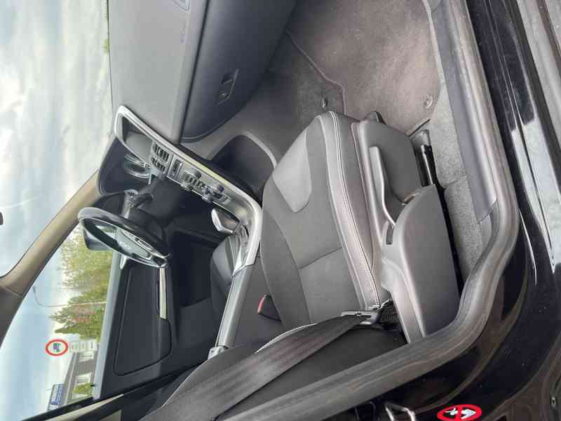 Volvo XC60 - foto 17