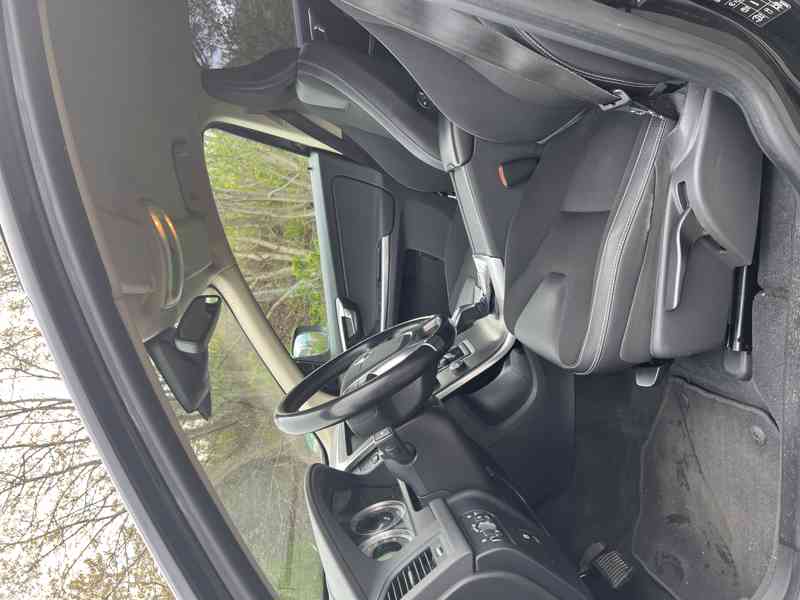 Volvo XC60 - foto 11