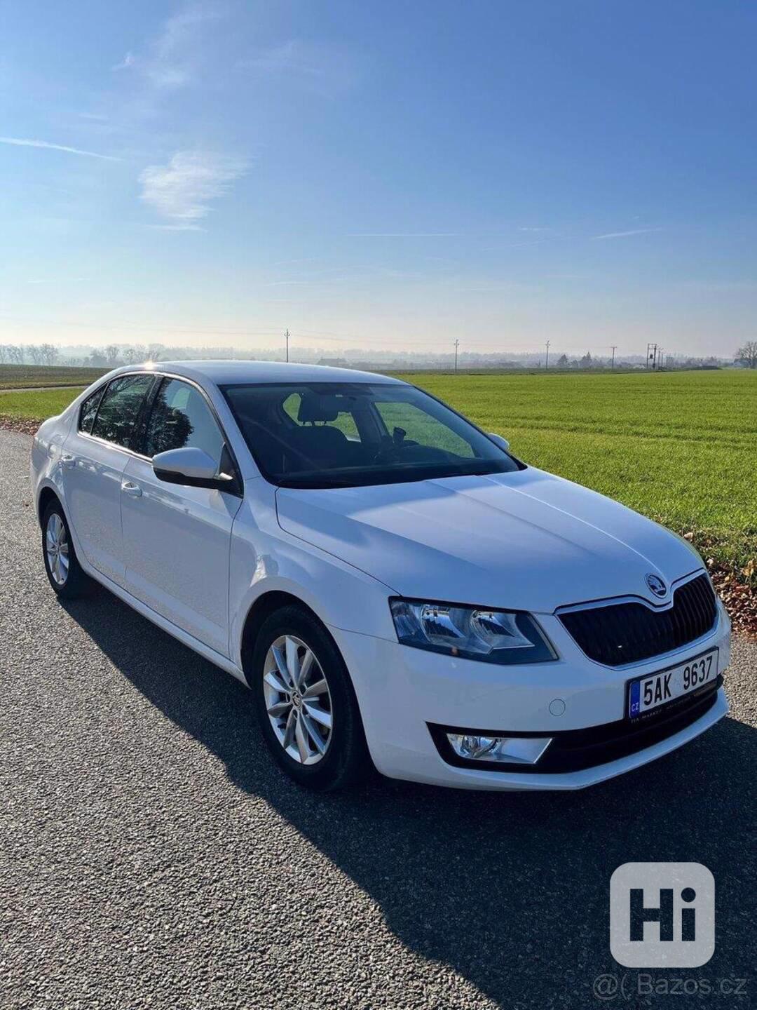 Škoda Octavia 1,6   TDI DSG - foto 1